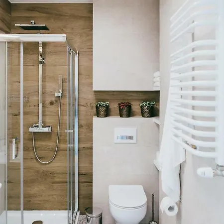 Wawrzyniec - Luxury With Beautiful View Apartmán *